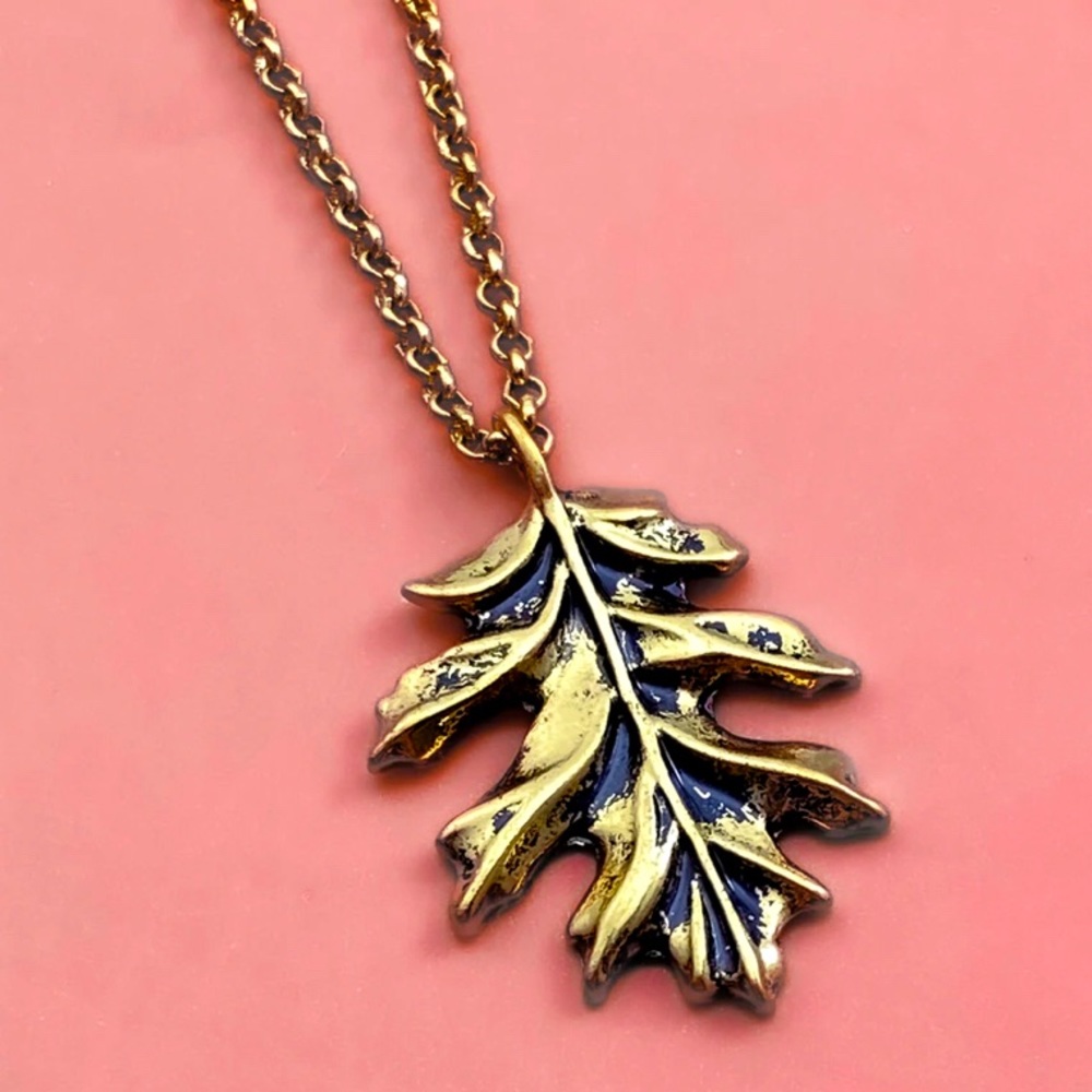 🆕 Oak Leaf Necklace 🍂
